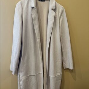 Zara Women's Off-White blazer mid length great condition